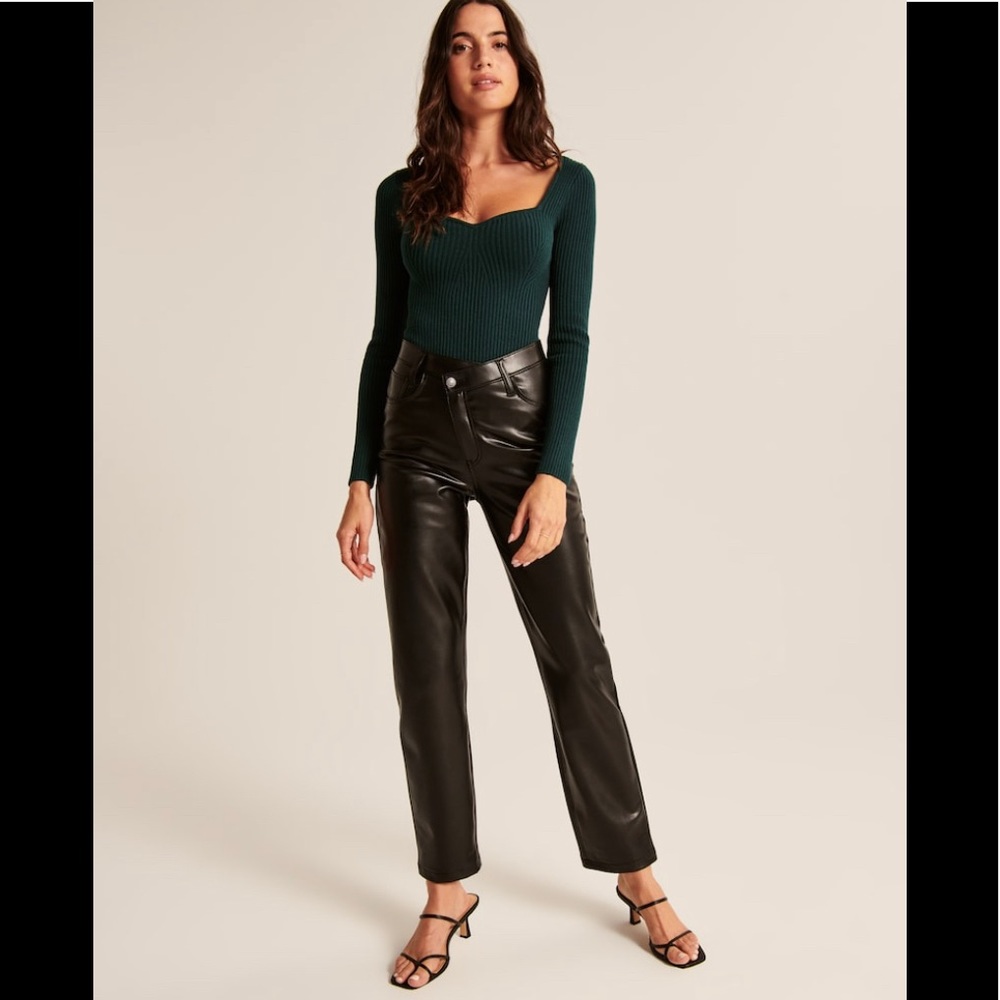 Abercrombie & Fitch | Vegan Leather Dad Pants Size 25 Long